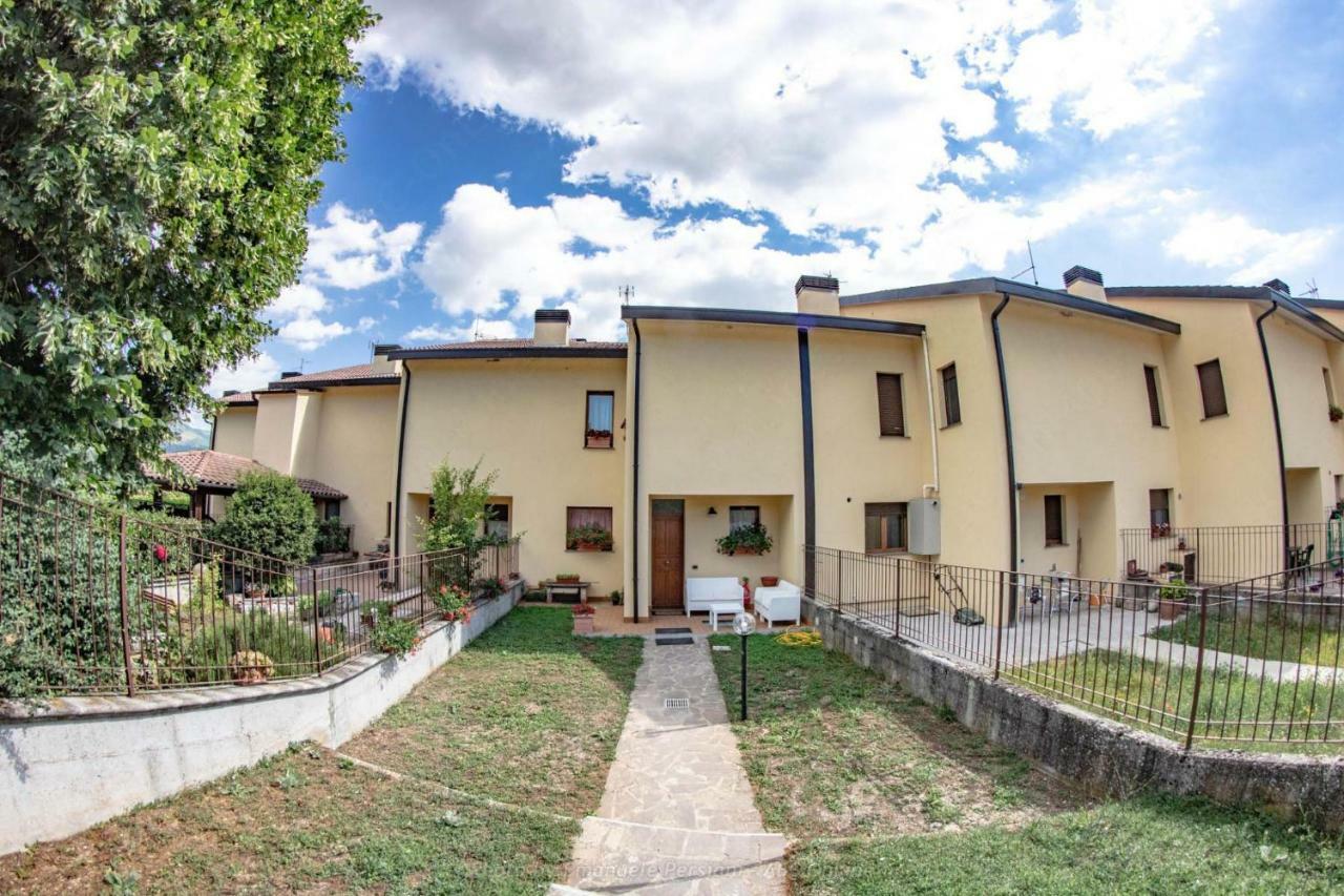Casa Vacanze Nonna Angela Norcia Exterior photo